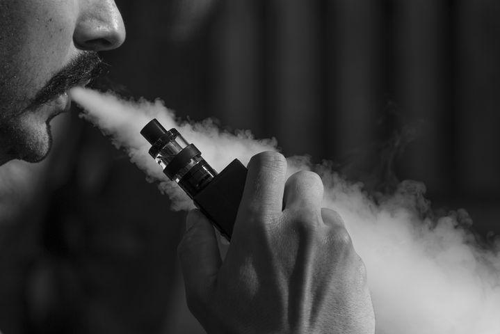 Is It Dangerous If Vape Gets On Your Skin Or Swallowed? - eJuice.Deals