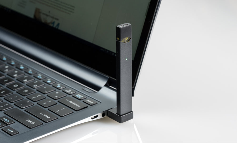 How Long Does a Juul Take to Charge - Juul FAQs | eJuice.Deals